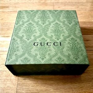 Gucci Green Gift Box